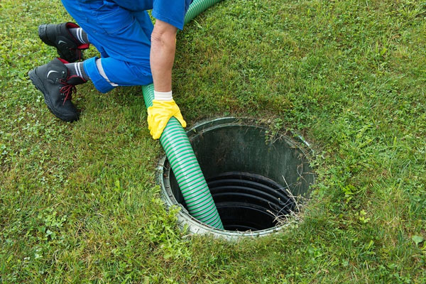 Sedot Septic Tank